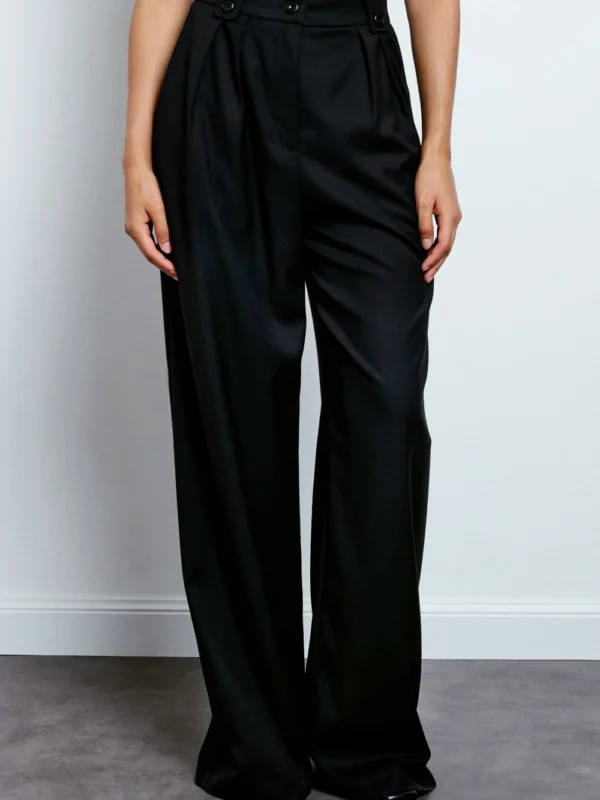 Pantalone ampio con pince